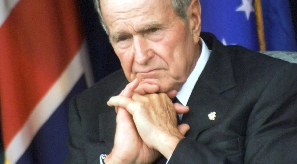 George H.W. Bush a murit