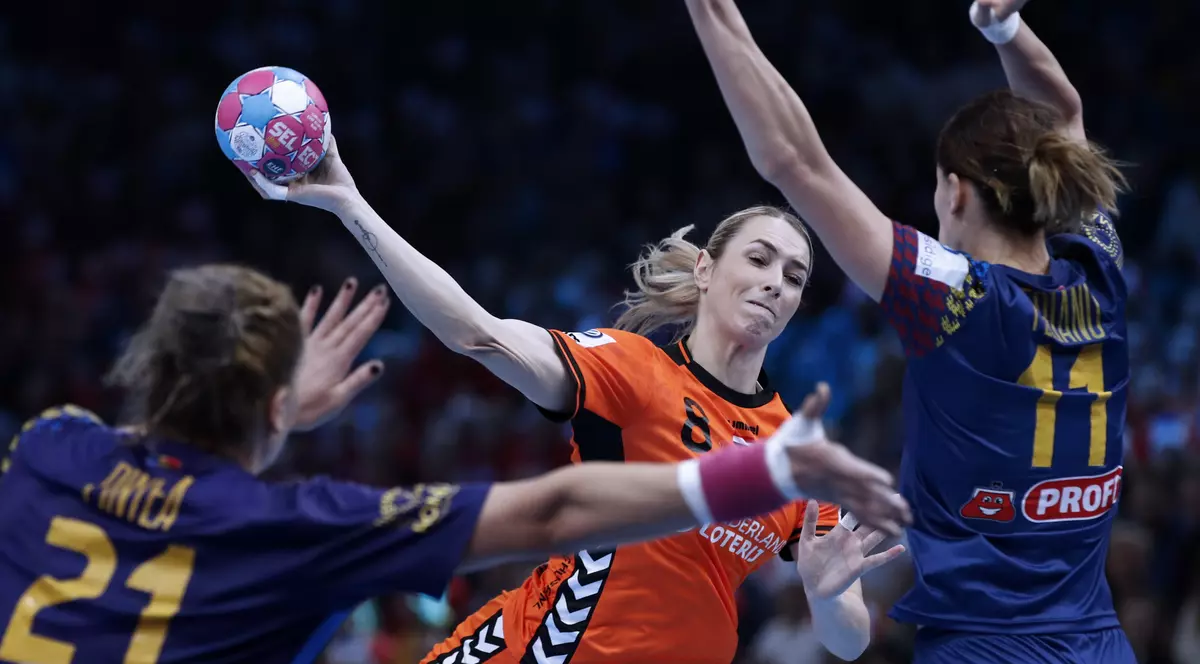 România a fost învinsă de Olanda în finala mică de la Euro 2018 de handbal feminin. Prea mici pentru podium! | FOTO&VIDEO