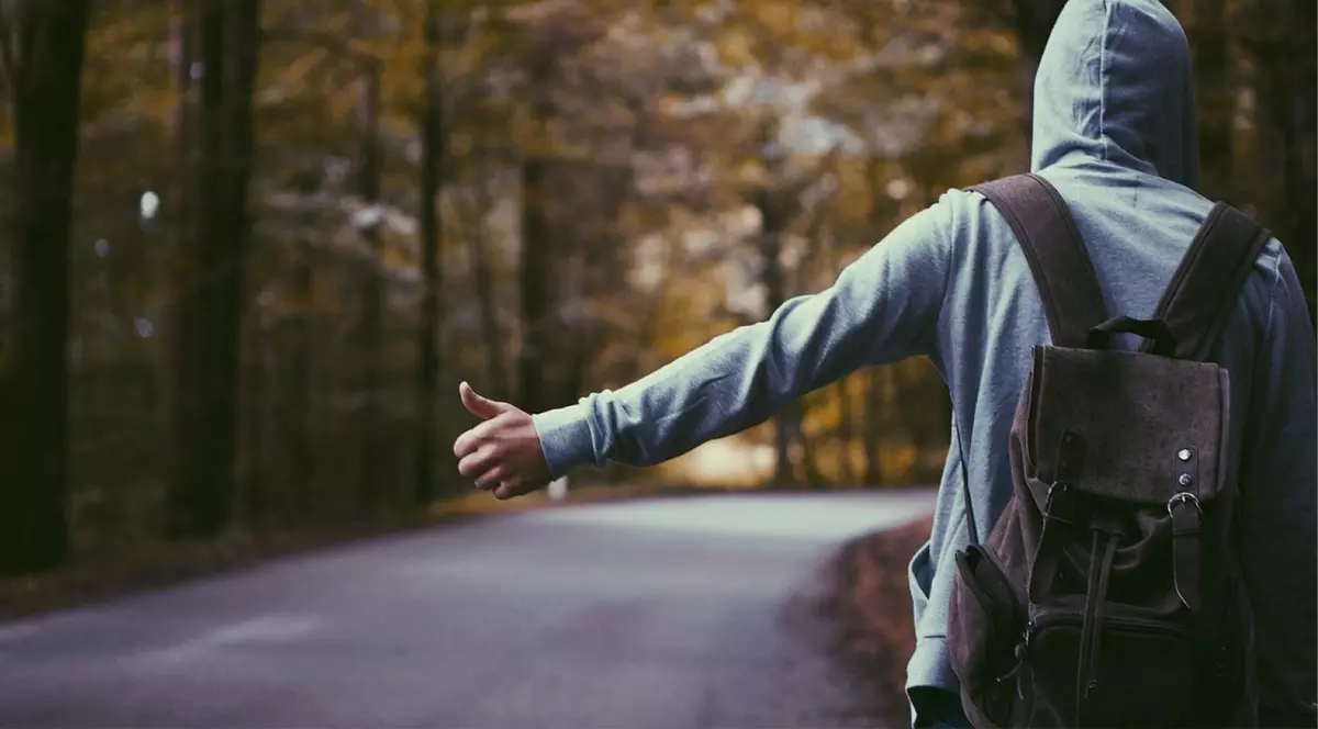 Un român a vrut să meargă cu o mașină de ocazie. Bărbatul care lucrează în străinătate a trăit apoi spaima vieții