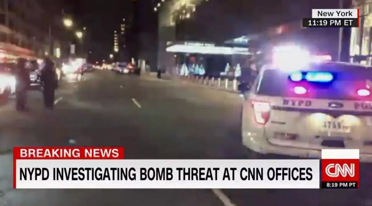 Amenințare cu bombă la sediul CNN! Un prezetator a anunțat ce se întâmplă, pentru că a fost evacuat din timpul emisiunii sale