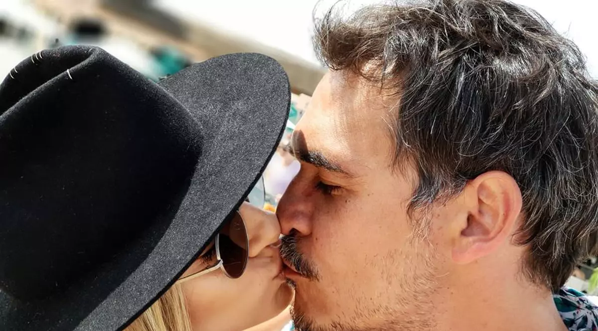 Lidia Buble a dat răspunsul după zecile de întrebări primite de la fani. “Da, sunt însărcinată dragii mei “