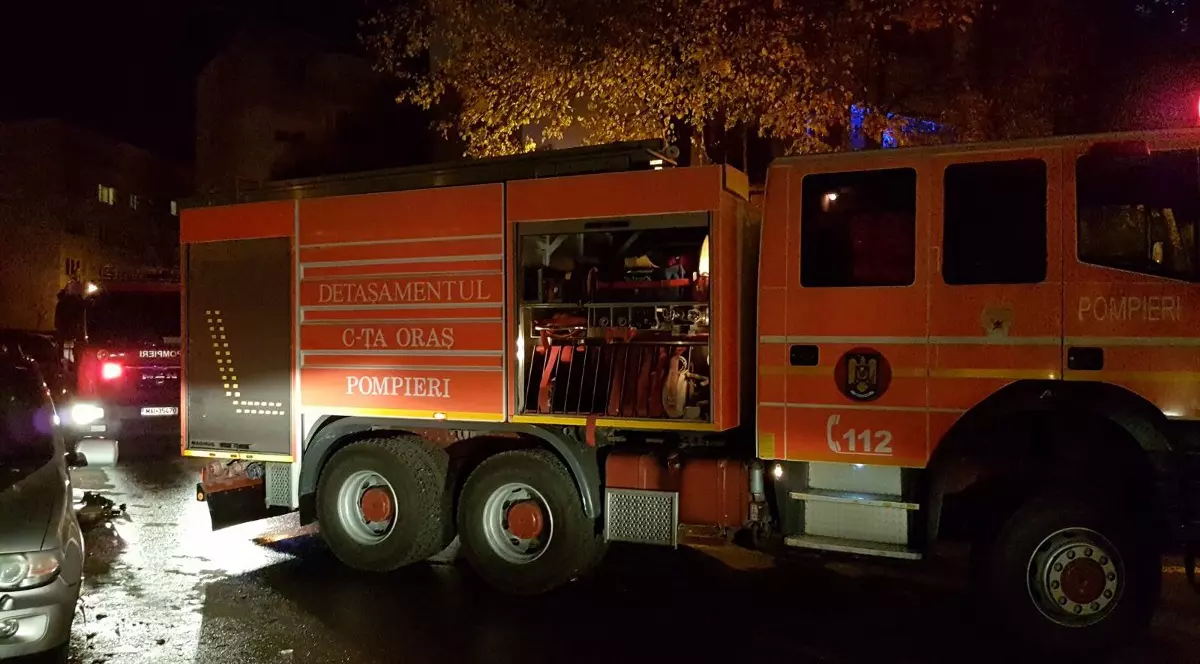 Un bărbat din Ovidiu a murit într-un incendiu. Mașină de pompieri din județul Constanța