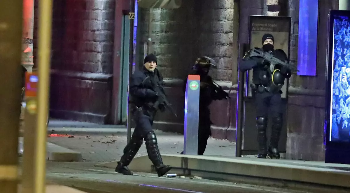 Cum au reacționat oamenii când a fost ucis atacatorul din Strasbourg