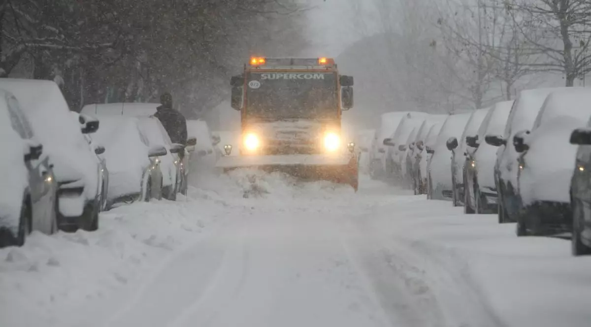 Cod galben de ninsori și viscol în peste jumătate din țară