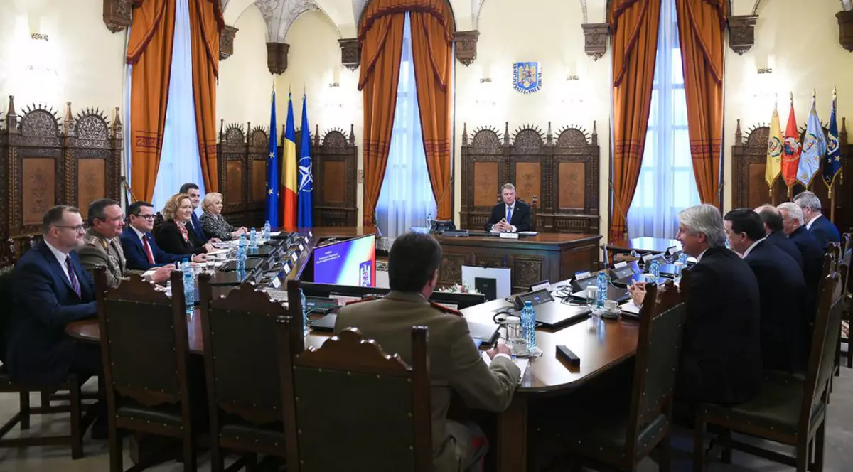 UPDATE. Şedinţa CSAT, suspendată de preşedintele Iohannis, după discuţii prelungite. Se reia pe 19 decembrie