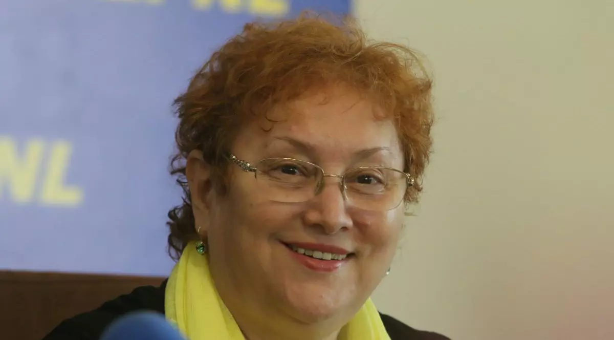 Renate Weber, în apropiere de Târgul de Crăciun din Strasbourg când a avut loc atacul armat: "Eu am vrut să ies și am ieșit. În hotel, oamenii se adăposteau"