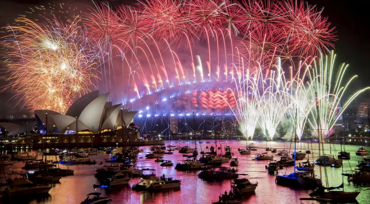 IMAGINI SPECTACULOASE | Revelion 2019 în lume. Trecerea în noul an, marcată prin focuri de artificii grandioase