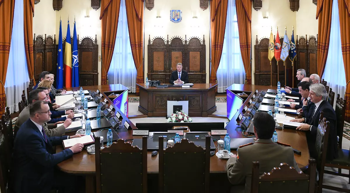 Klaus Iohannis a convocat CSAT pe 28 decembrie. Motivul: prelungirea mandatului şefului Statului Major, Nicolae Ciucă