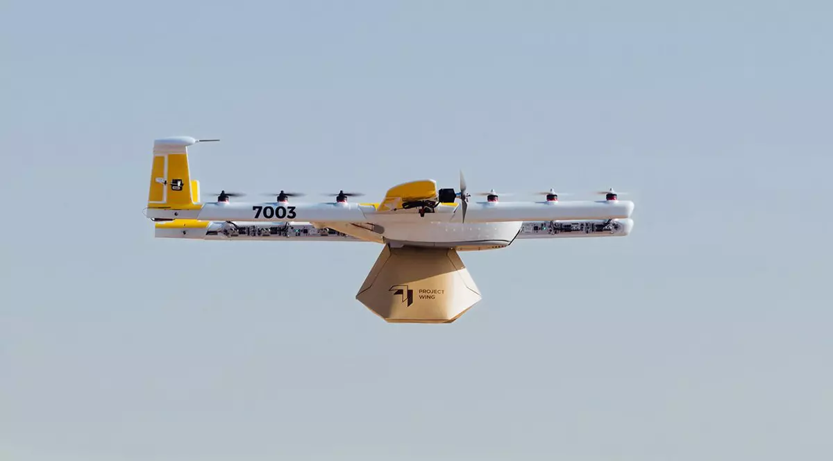 Google va lansa un serviciu de livrare cu drona în 2019 în Finlanda. Drona Wing zburând în Australia