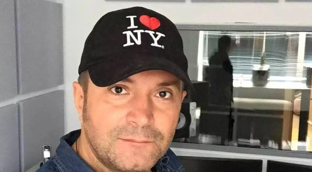 Daniel Buzdugan, naș de botez. S-a întrecut în versuri cu prietenul Mihai Morar