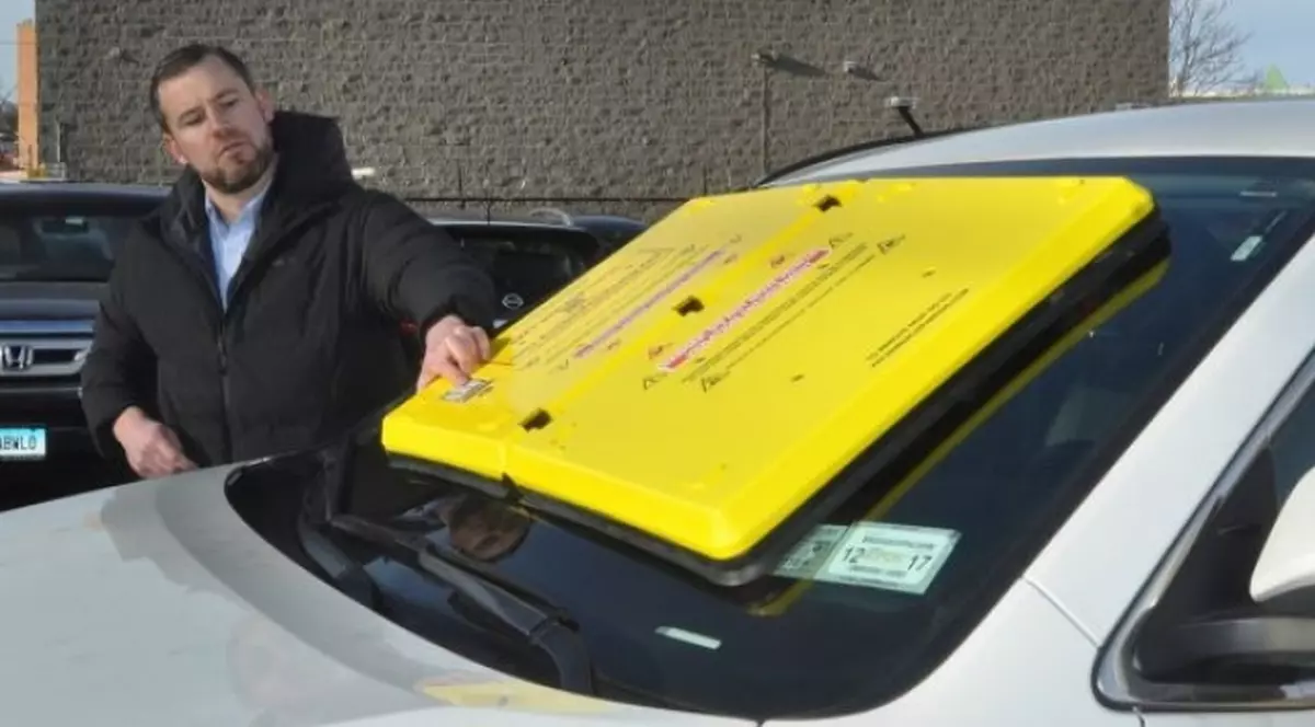 Caracatița din parbriz apare la Galați. Cât costă sistemul gândit de Primărie pentru șoferii indisciplinați