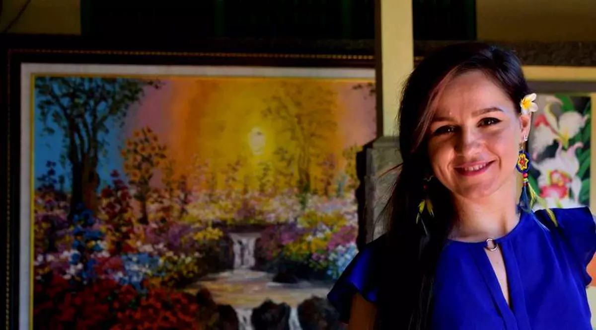 O româncă a fost înjunghiată de 25 de ori de iubitul ei