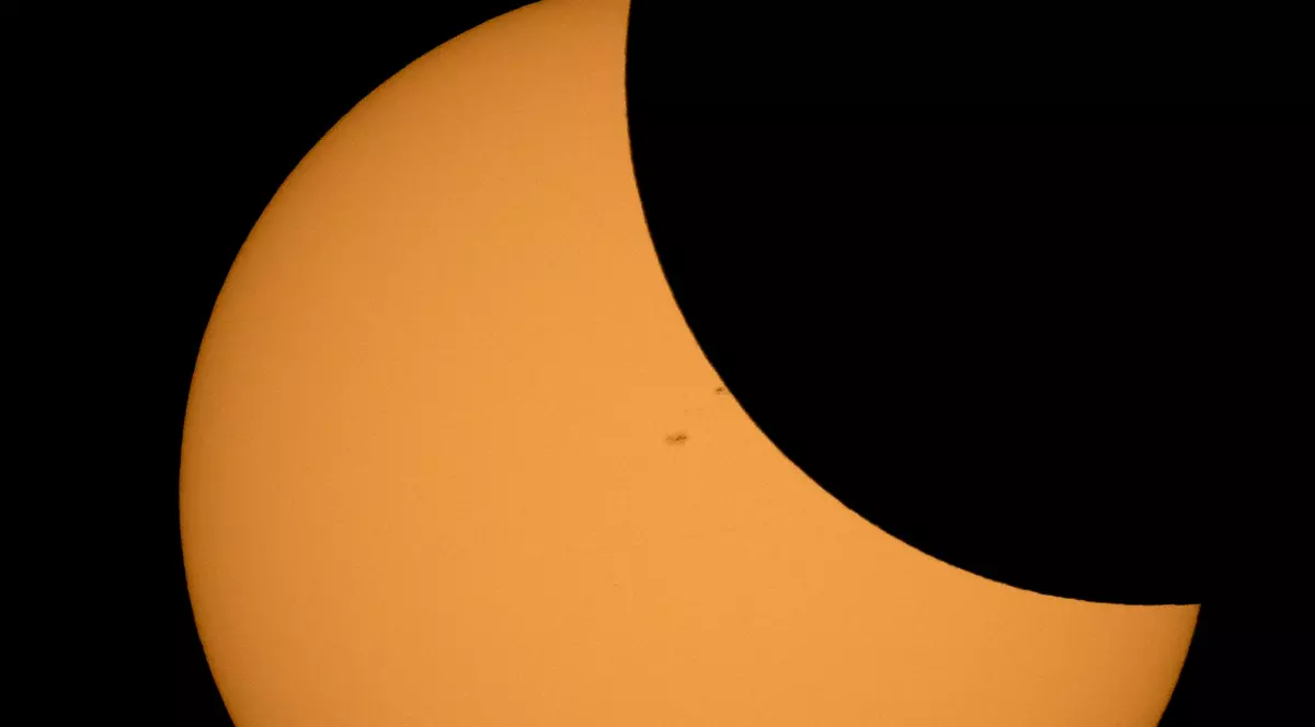 Duminică va avea loc o eclipsă parțială de soare. De unde se poate vedea primul eveniment astronomic important al anului