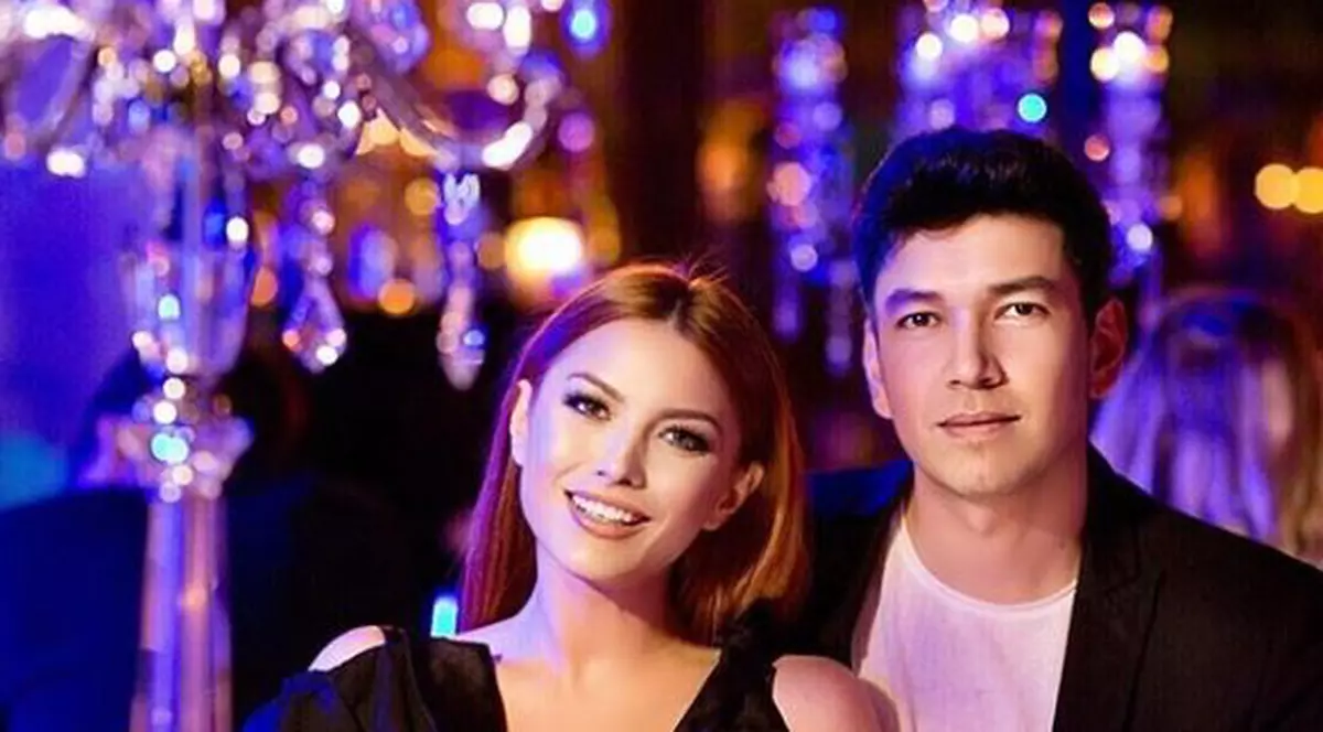 Cum se împarte Elena Gheorghe între carieră și familie. “Sunt chiaună“