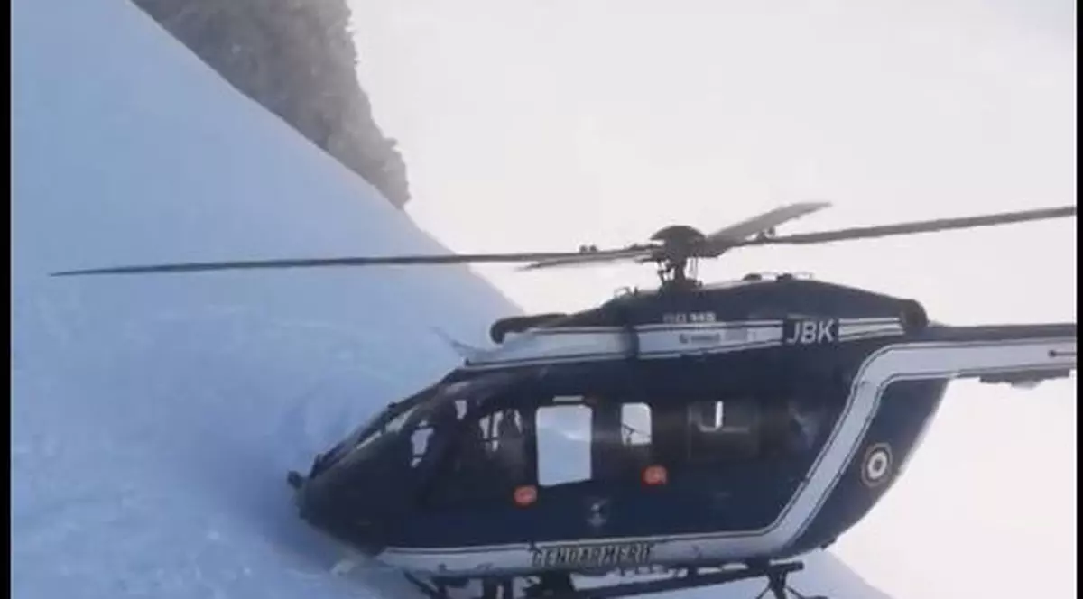 Manevra uimitoare pe care a făcut-o pilotul unui elicopter