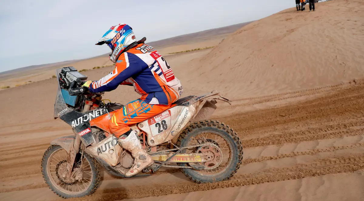 Emanuel Gyenes, locul 50, după șapte etape din Raliul Dakar 2019