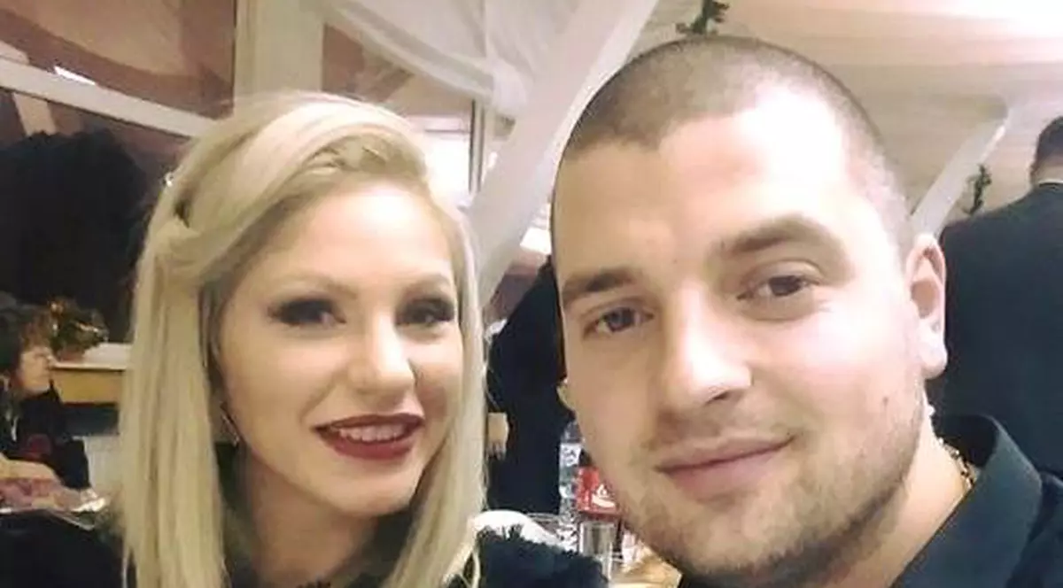 Cele mai frumoase fotografii cu Bogdan și Hannelore de la Insula Iubirii. Orice s-ar zice, e clară iubirea dintre ei | FOTO