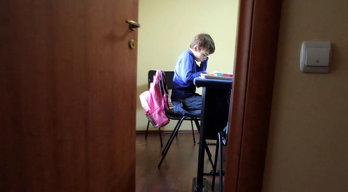 Epidemia de gripă a închis deja primele școli și grădinițe. Lista unităților de învățământ din București, Sibiu și Iași