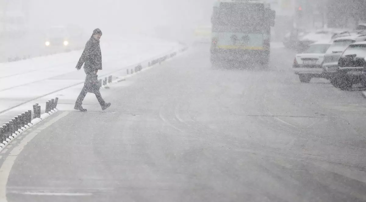 Codul portocaliu de polei a fost prelungit. Alte județe sunt sub cod galben de ploi și vânt