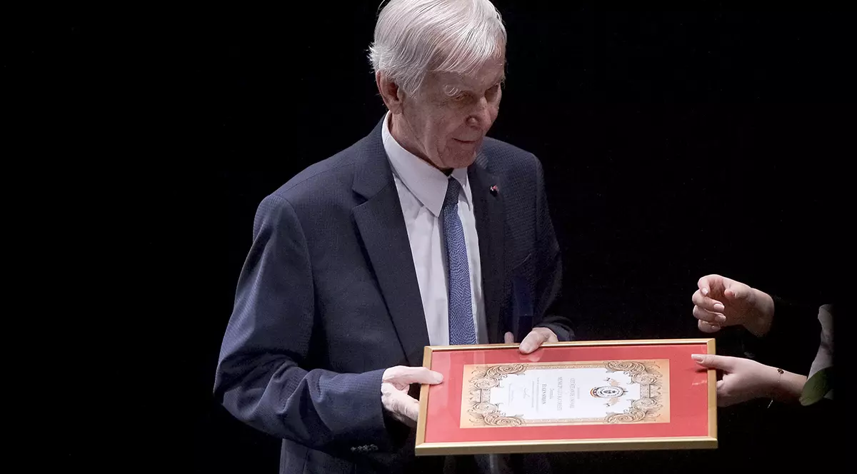 Răspunsul Academiei Române, după ce a aflat că ''Nobelul'' lui Eugen Simion este fals: ''Vom demara o anchetă''
