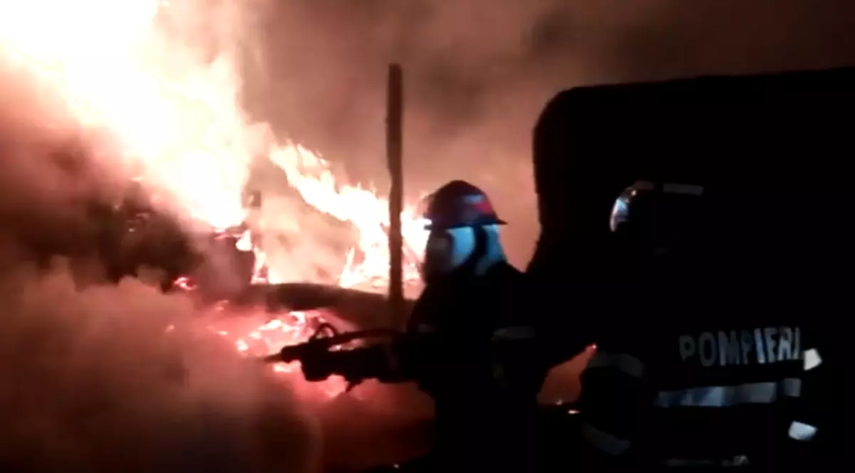Un incendiu la un gater i-a provocat sfârșitul unei femei. Când a văzut flăcările, aceasta a făcut infarct și a murit