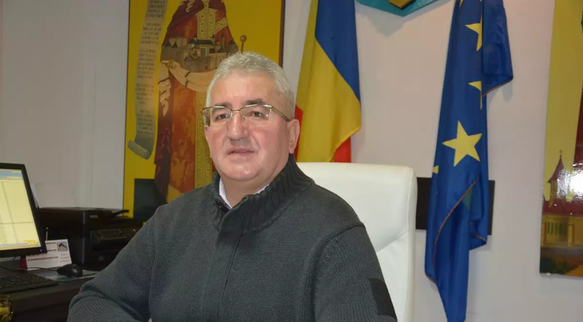 Primarul Sucevei, în autoizolare la primărie. A intrat în contact cu o angajată confirmată pozitiv