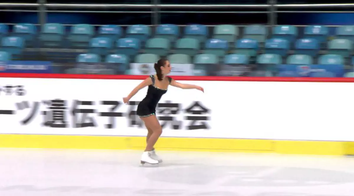 După 14 ani, România a calificat o sportivă în finala Campionatului European de patinaj artistic. Marius Negrea, antrenorul Juliei Sauter: ”MTS și COSR nu ne ajută cu nimic”