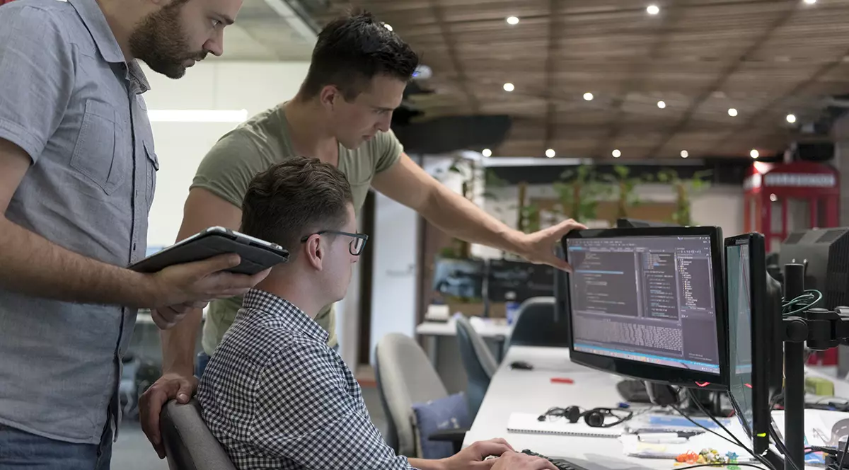 ANALIZĂ | Ce domenii vor înregistra cele mai mari creșteri de salarii în 2019. Posturile din IT, retail și inginerie au cea mai mare căutare