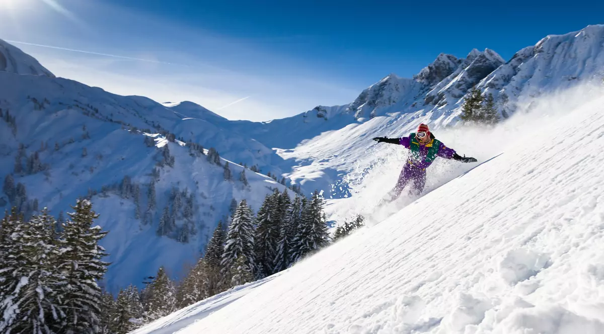 surprins de avalansa