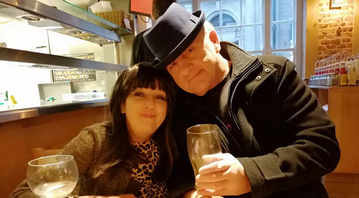 A participat la propriul priveghi