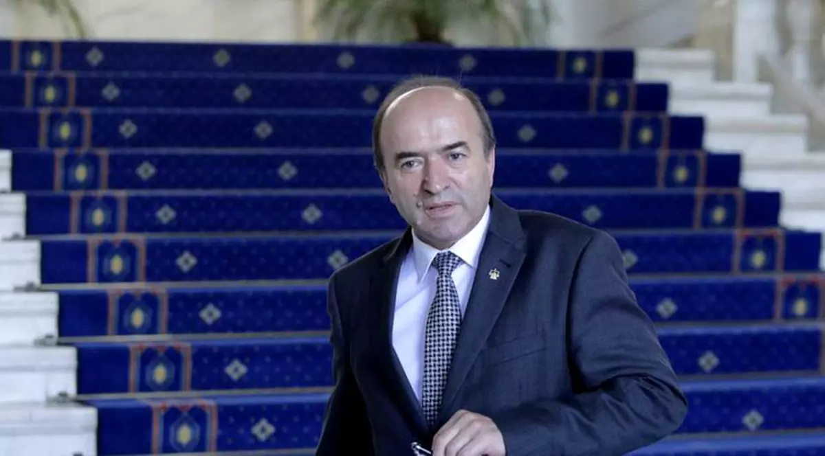 Ministerul Justiției critică puternic noua ordonanță pentru Fondul Suveran: Nu se justifică urgența și ar putea fi neconstituțional. Tudorel Toader în minister