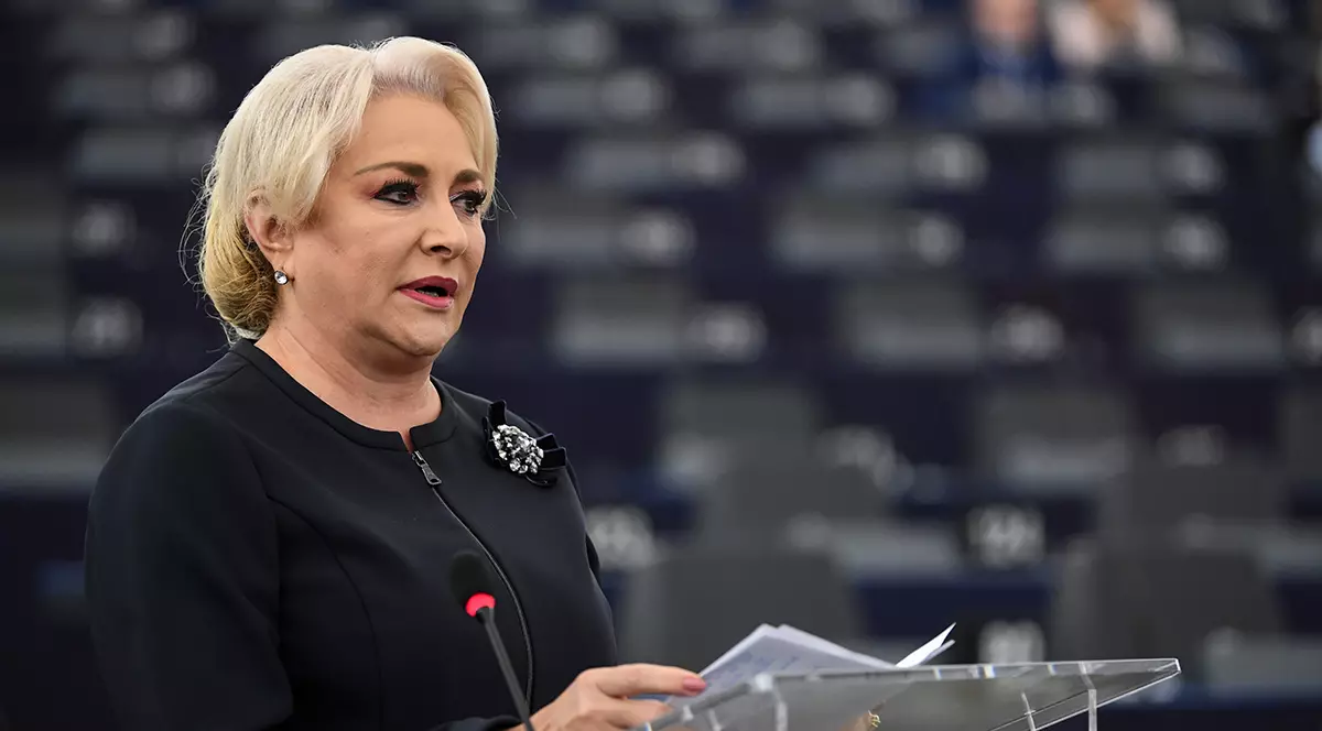 Viorica Dăncilă s-a răzgândit și a anunțat că nu mai votează la referendum: „Iohannis are alte interese”