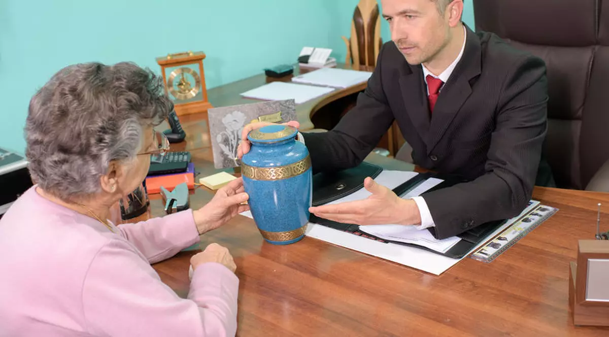 Taxe suplimentare pentru incinerarea persoanelor supraponderale din Noua Zeelandă