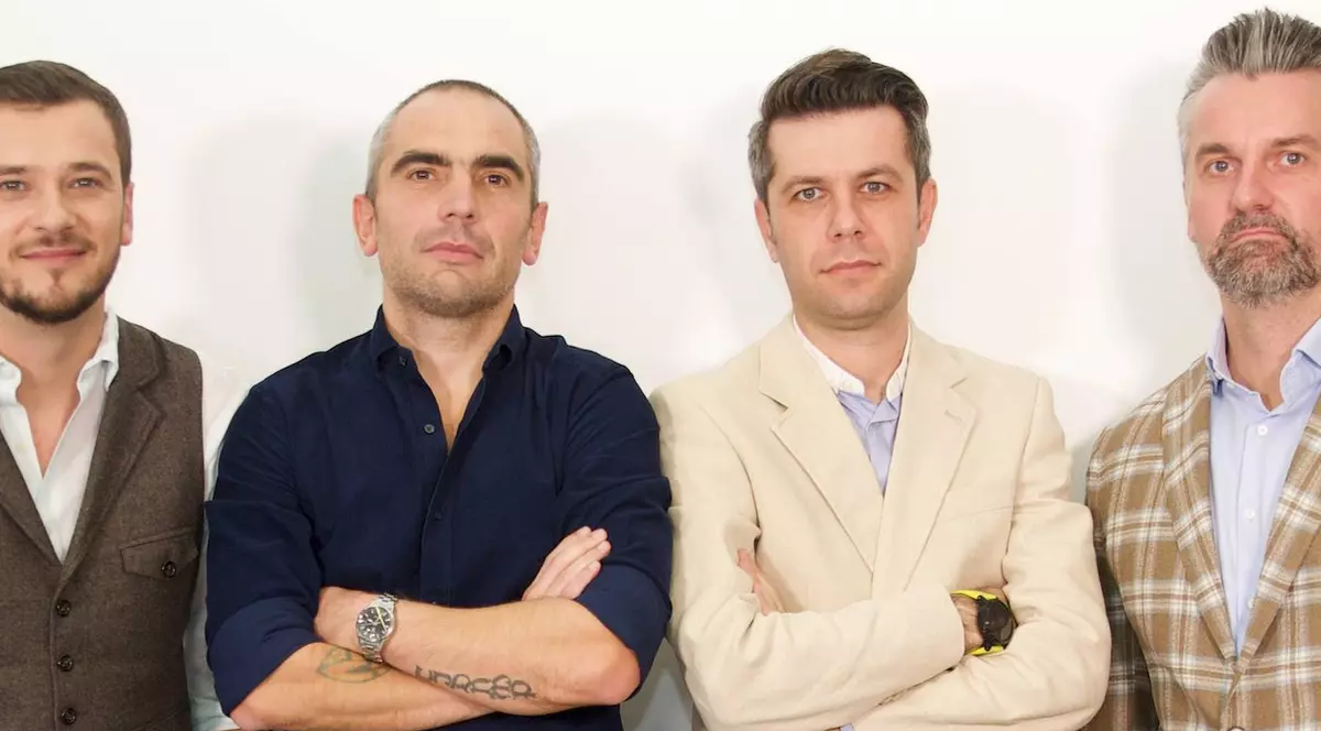 Fosta vedetă TV Daniel Cruceru și prezentatorul Antena 1 Daniel Osmanovici pregătesc o premieră în România: un stand-up cu tătici!