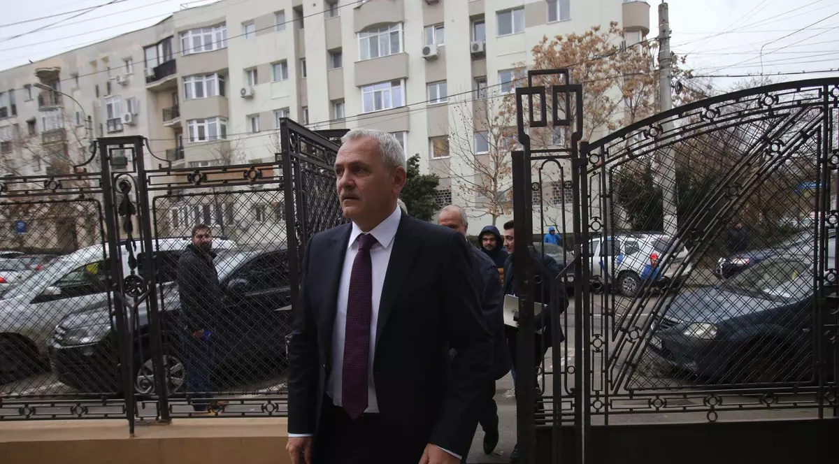 Dragnea, după întâlnirea cu primarii: "Sunt asigurări de la Guvern că vor avea cel puţin bugetele de anul trecut". Falcă: "Nu am ajuns la o soluţie"