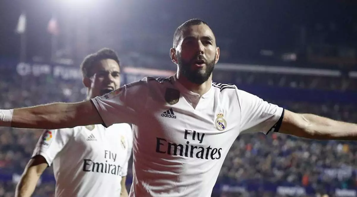 La Liga 2019, etapa a 25-a. Real se chinuie: victorie la Levante din două penalty-uri. Barcelona zburdă. Rezultate