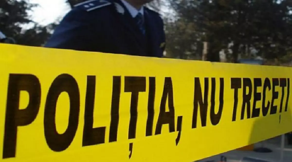 O bătrână de 96 de ani a fost ucisă cu bestialitate: i-a fost tăiat gâtul. Fiul ei e principalul suspect