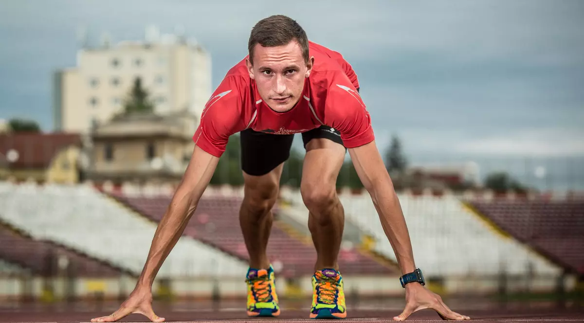 Alexandru Corneschi a alergat la maraton cu pantofi peticiți de cizmar