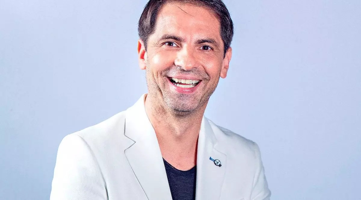 Dan Negru va prezenta show-ul  “Scena misterelor”, la Antena 1