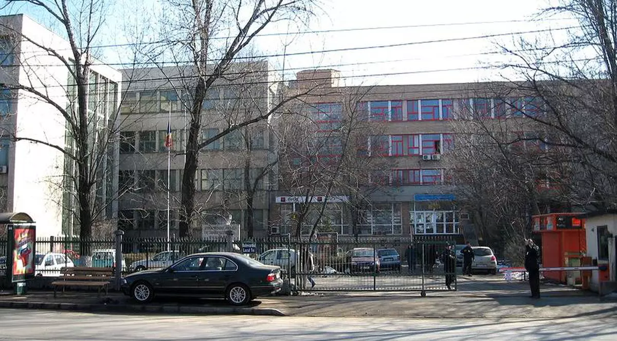 Universitatea Tehnică de Construcţii din București a anulat 30 de diplome false