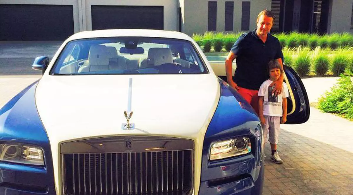 Garaj de 3,2 milioane de euro! Laurențiu Reghecampf e un adevărat colecționar de mașini de lux