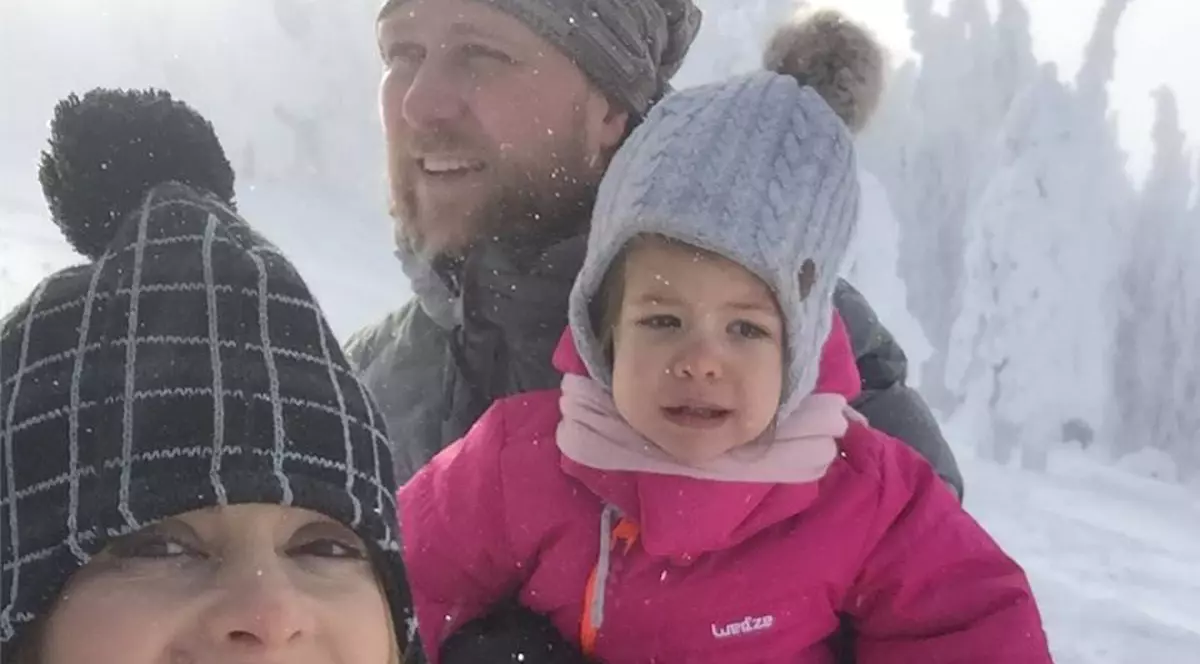 Vestea dată de Simona Gherghe despre fetița ei. "Hai că e bine"