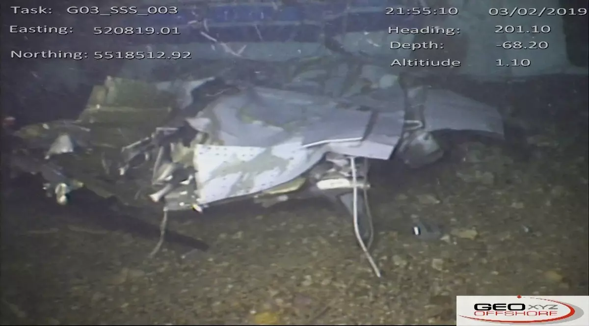 Avionul care l-a transportat pe Emiliano Sala spre Cardiff nu avea autorizație de zbor comercial. Imagini noi cu epava