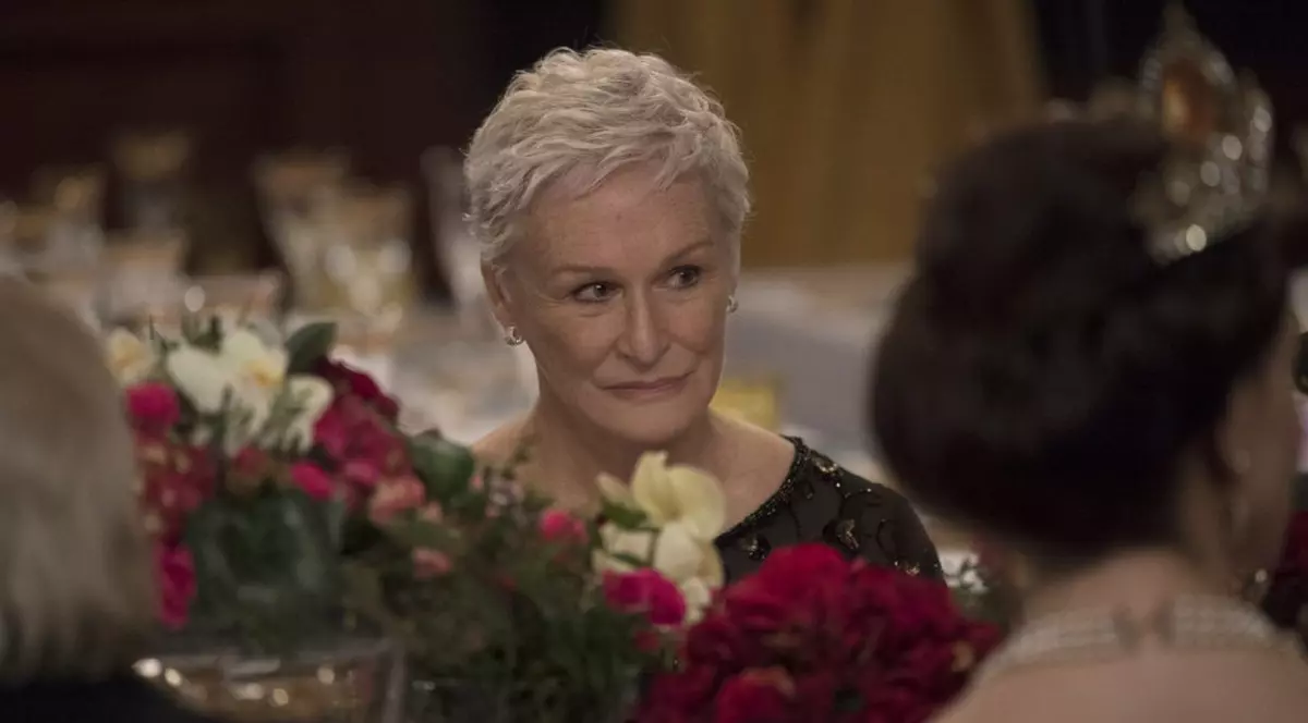 Glenn Close, scenă din filmul The Wife, care i-a adus nominalizarea la premiul Oscar pentru cel mai bun actriță în rol principal