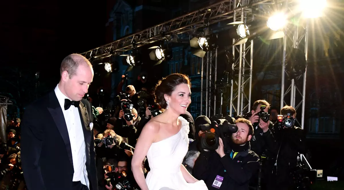 Kate Middleton a strălucit la Premiile BAFTA! Ducesa de Cambridge a purtat o rochie spectaculoasă | FOTO