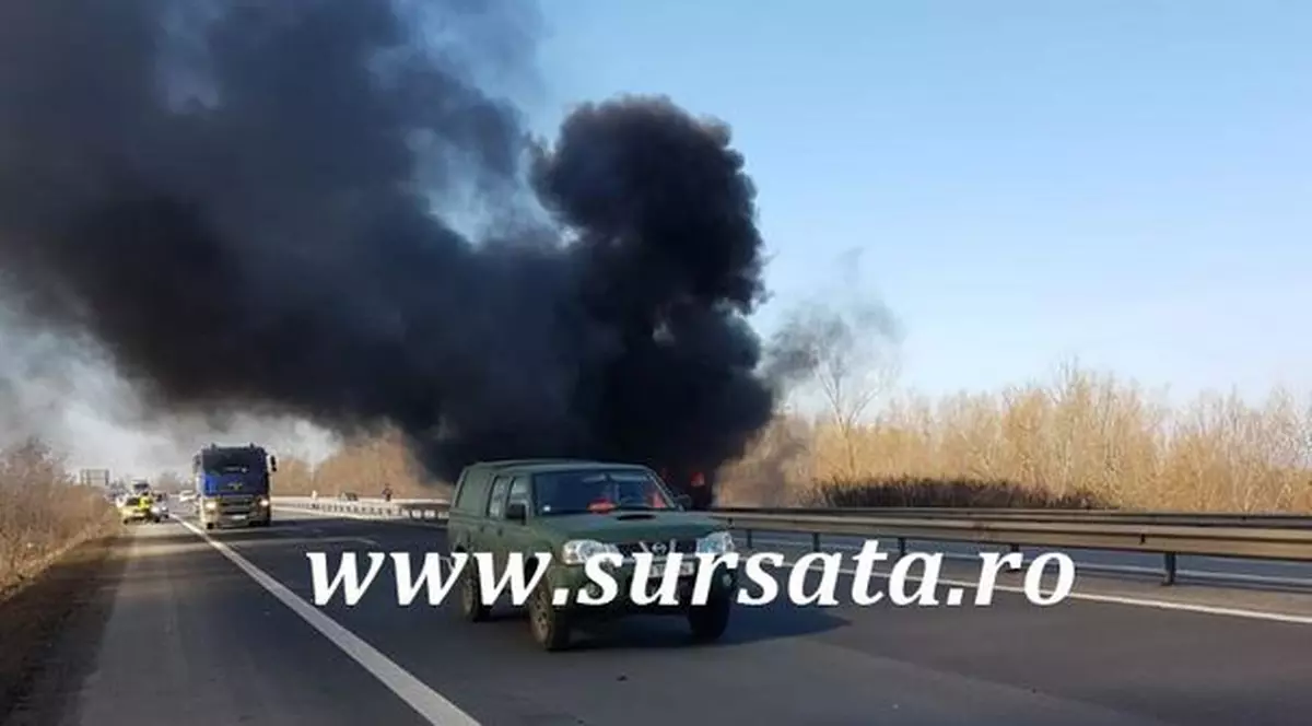 Incendiu pe A1, la kilometrul 26