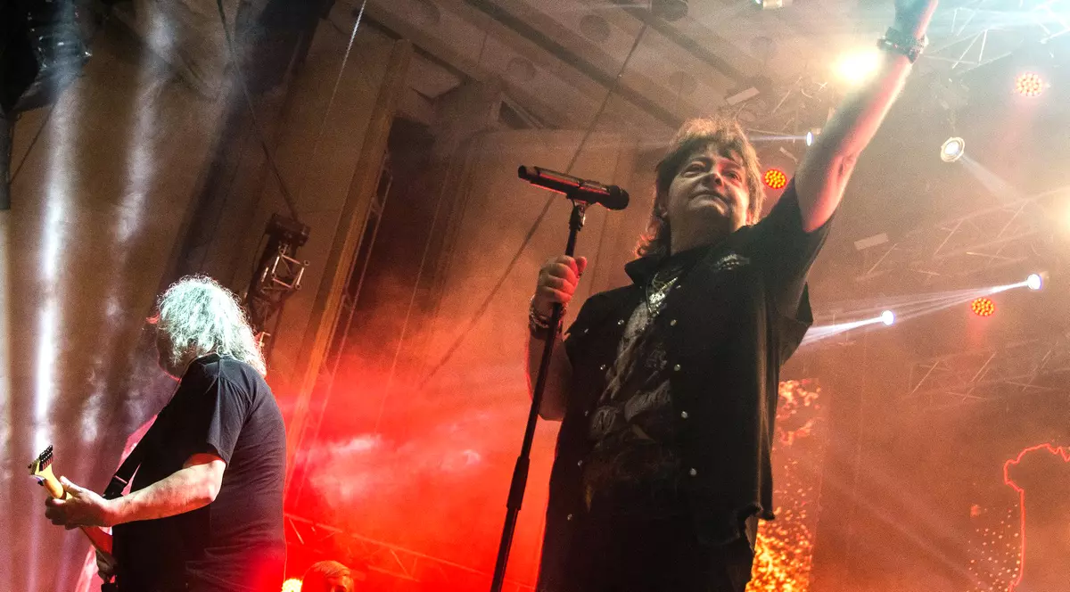 Încă o cumpănă pentru Leo Iorga! I-au fost găsite noi tumori și pleacă în Germania pentru o operație crucială