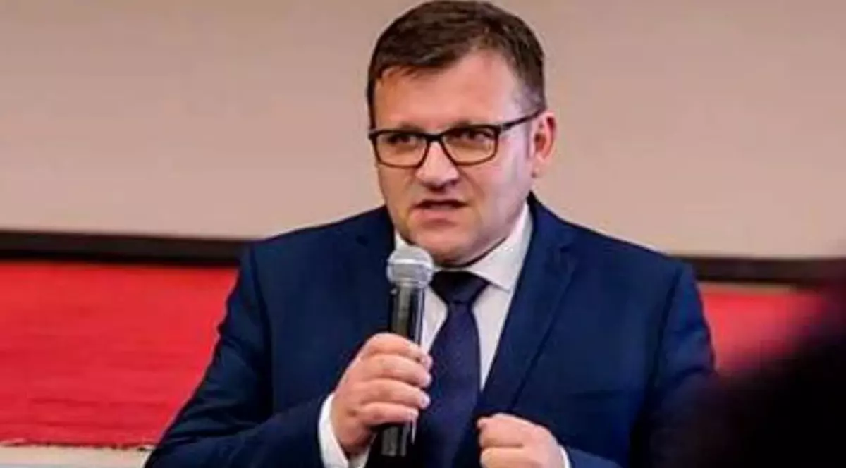 Ministrul Muncii, Marius Budăi, a rămas fără permis de conducere. Prins conducând cu 140 de kilometri la oră