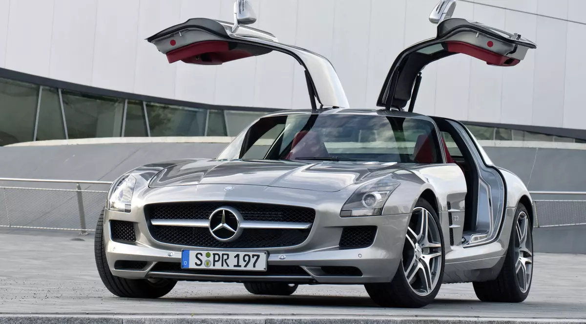 60.000 de maşini Mercedes-Benz rechemate în service