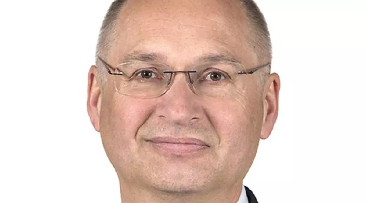 Un parlamentar sloven și-a dat demisia după ce a furat un sendviș. A spus că a fost ”un experiment social”